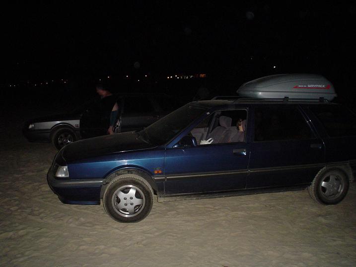 Nevadas on the beach.JPG